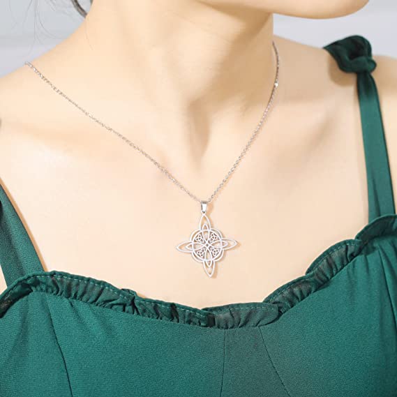 Collar Nudo de Bruja con Trisquel Celta Acero Inoxidable